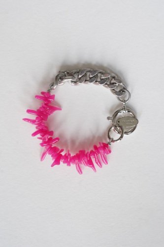 THERMAL CORAL BRACELET<img class='new_mark_img2' src='https://img.shop-pro.jp/img/new/icons14.gif' style='border:none;display:inline;margin:0px;padding:0px;width:auto;' />