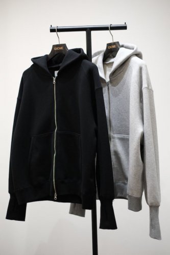 Sweat big zip hoody<img class='new_mark_img2' src='https://img.shop-pro.jp/img/new/icons14.gif' style='border:none;display:inline;margin:0px;padding:0px;width:auto;' />