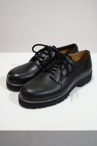 Asymmetric Postman Shoes<img class='new_mark_img2' src='https://img.shop-pro.jp/img/new/icons14.gif' style='border:none;display:inline;margin:0px;padding:0px;width:auto;' />