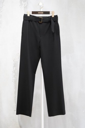 double cloth straight pant with long belt<img class='new_mark_img2' src='https://img.shop-pro.jp/img/new/icons14.gif' style='border:none;display:inline;margin:0px;padding:0px;width:auto;' />