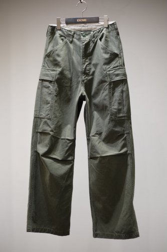 Cargo pants khaki<img class='new_mark_img2' src='https://img.shop-pro.jp/img/new/icons14.gif' style='border:none;display:inline;margin:0px;padding:0px;width:auto;' />