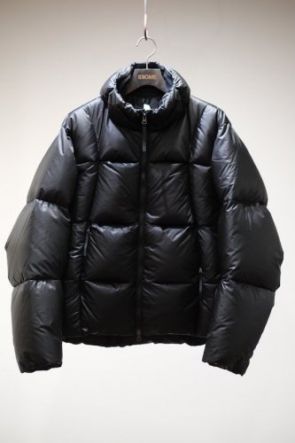 Three-Dimensional Down Jacket<img class='new_mark_img2' src='https://img.shop-pro.jp/img/new/icons14.gif' style='border:none;display:inline;margin:0px;padding:0px;width:auto;' />