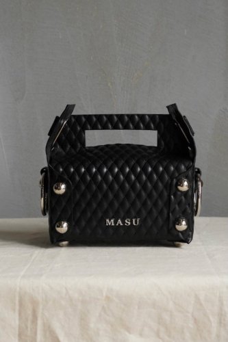 LEATHER CAKE MINI BAG<img class='new_mark_img2' src='https://img.shop-pro.jp/img/new/icons14.gif' style='border:none;display:inline;margin:0px;padding:0px;width:auto;' />