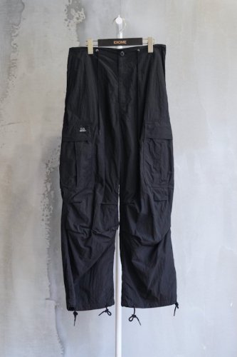 OVER DYE NYLON CARGO PANTS<img class='new_mark_img2' src='https://img.shop-pro.jp/img/new/icons14.gif' style='border:none;display:inline;margin:0px;padding:0px;width:auto;' />