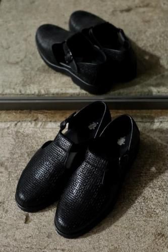 EMBOSSED CZECH GURKHA SANDAL