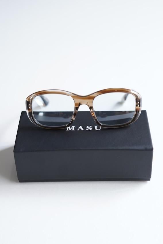 MASU × BLANC OVAL SHAPE SUNGLASSES (BROWN MARBLE) - IDIOME