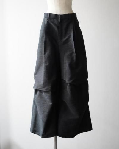 DESIGN TROUSERS<img class='new_mark_img2' src='https://img.shop-pro.jp/img/new/icons14.gif' style='border:none;display:inline;margin:0px;padding:0px;width:auto;' />