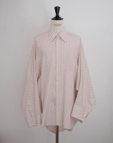 DISTORTED CUTTING SHIRT<img class='new_mark_img2' src='https://img.shop-pro.jp/img/new/icons14.gif' style='border:none;display:inline;margin:0px;padding:0px;width:auto;' />