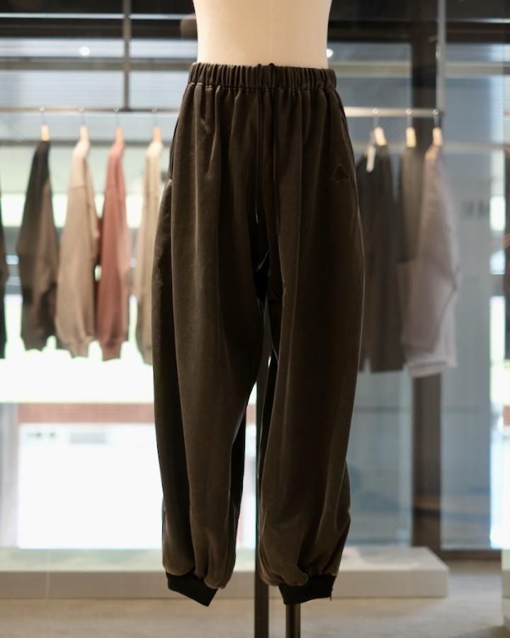 【TOTEME】流れるようなタイウエストパンツ ブラック D.HYGEN - Non-ply Yarn Lined Belt Adjustable Crotch Jog