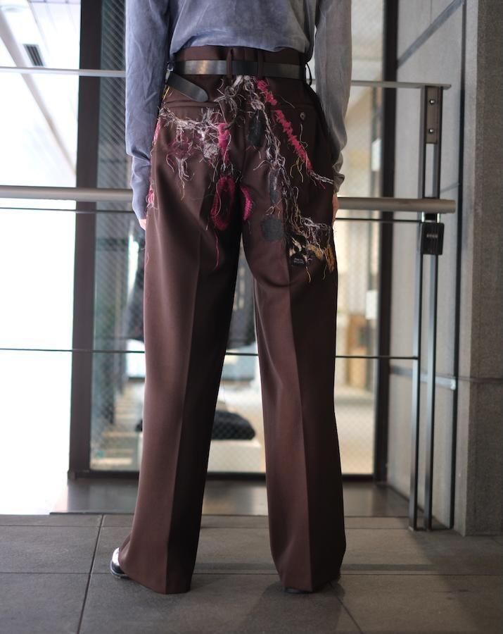 パンツ EMBROIDERED CHAIN TAILORED TROUSERS EMBROIDERED CHAIN TAILORED TROUSERS brown - IDIOME | ONLINE
