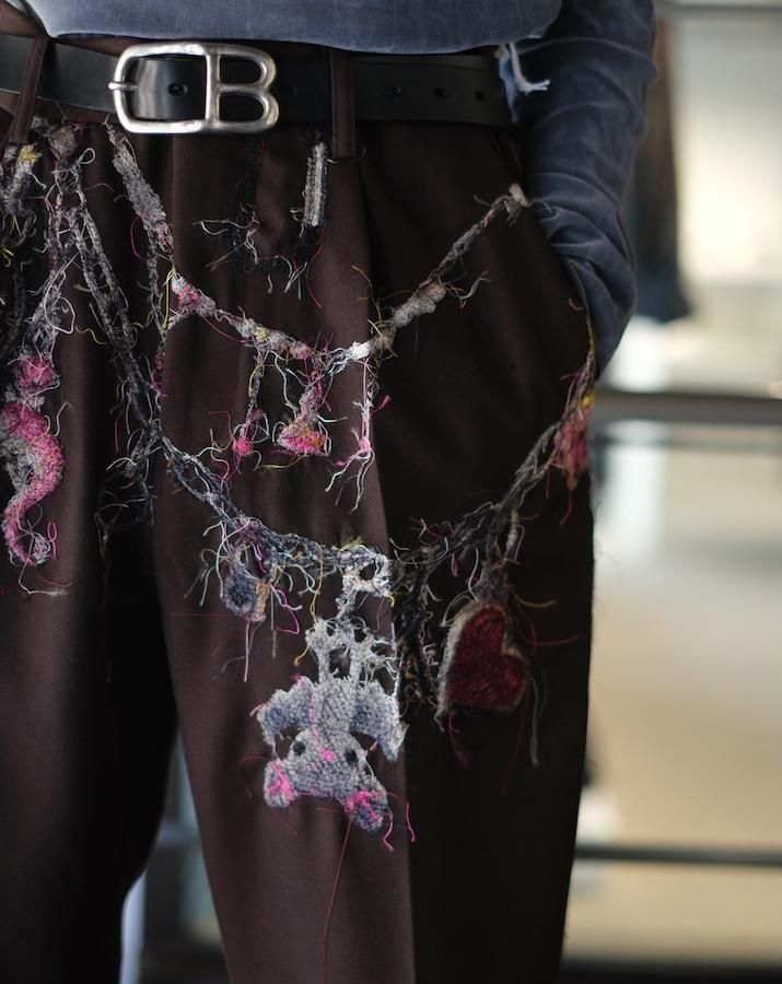 パンツ EMBROIDERED CHAIN TAILORED TROUSERS パンツ EMBROIDERED CHAIN TAILORED TROUSERS EMBROIDERED CHAIN