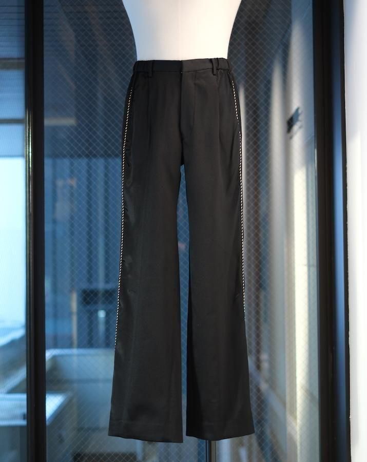 SOUVENIR SLACKS<img class='new_mark_img2' src='https://img.shop-pro.jp/img/new/icons14.gif' style='border:none;display:inline;margin:0px;padding:0px;width:auto;' />