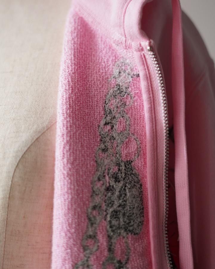 ジップアップフーディー mimo様 EMBROIDERED CHAIN ZIP-UP HOODIE (PINK) - IDIOME | ONLINE