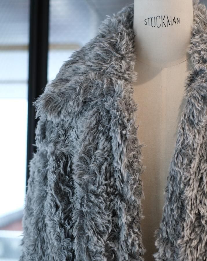 SINISTER MOUTH FAUX FUR JACKET grey - IDIOME | ONLINE SHOP 熊本の