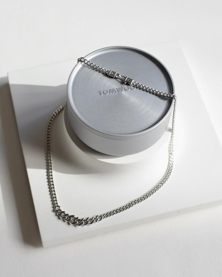 Dean Chain<img class='new_mark_img2' src='https://img.shop-pro.jp/img/new/icons14.gif' style='border:none;display:inline;margin:0px;padding:0px;width:auto;' />