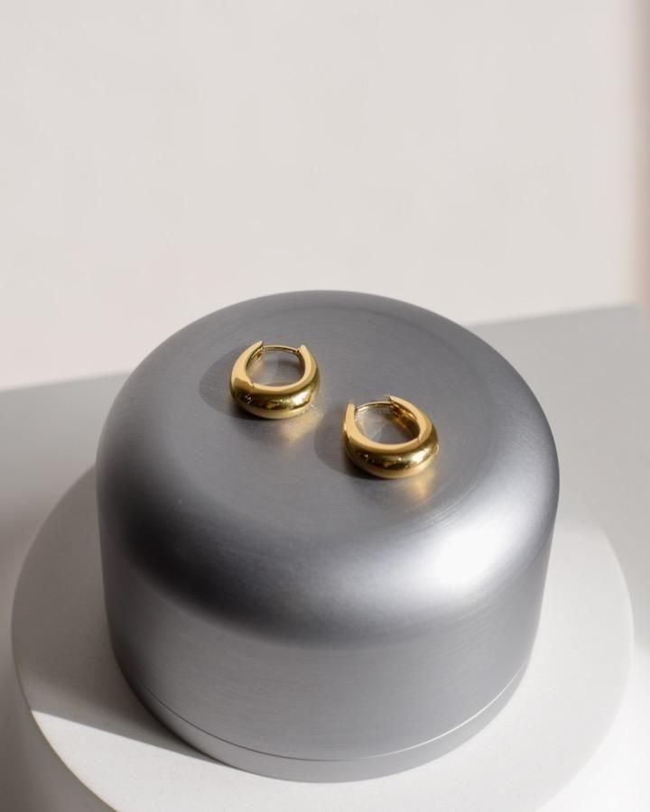 Liz Hoops Gold<img class='new_mark_img2' src='https://img.shop-pro.jp/img/new/icons14.gif' style='border:none;display:inline;margin:0px;padding:0px;width:auto;' />