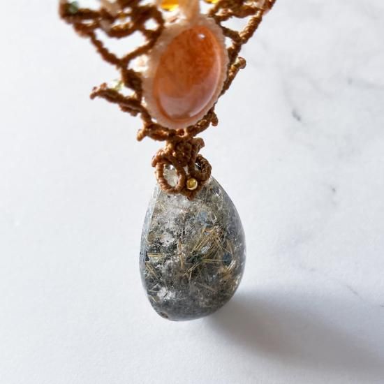 フォッシルコーラル×サンストーン×ルチルクォーツマクラメ