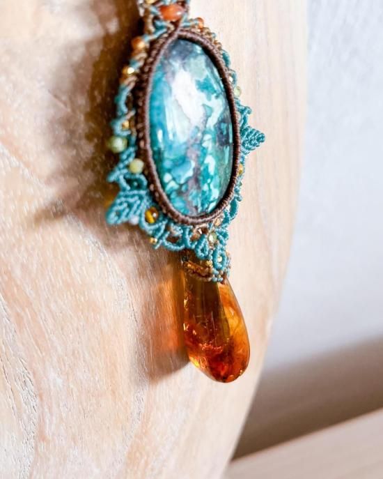 チベタンターコイズ×アンバーマクラメペンダント&アンバーマクラメピアスセット