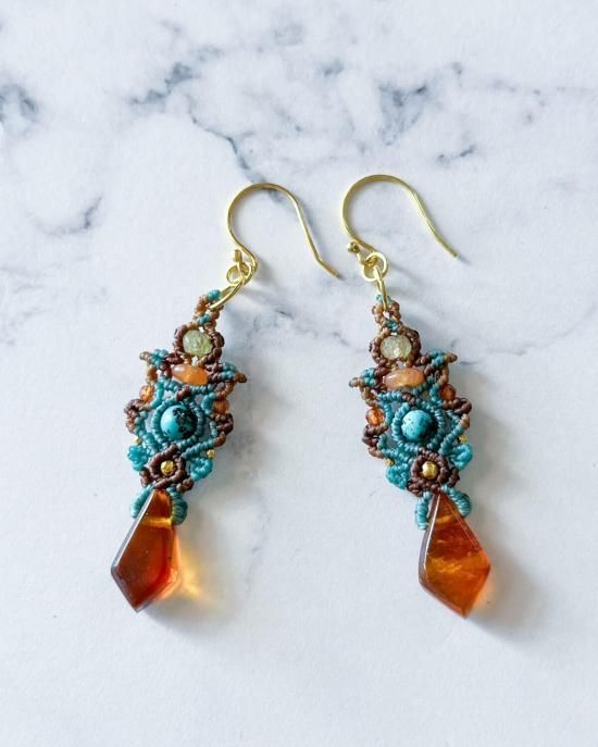 チベタンターコイズ×アンバーマクラメペンダント&アンバーマクラメピアスセット