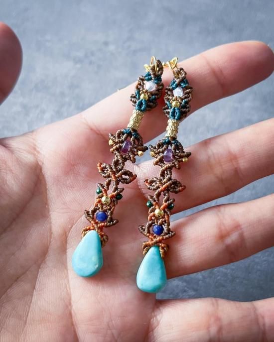 アリゾナターコイズ×ムーンストーンマクラメペンダント&ターコイズマクラメピアスセット