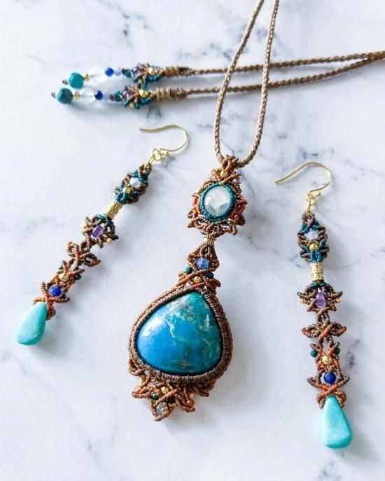 アリゾナターコイズ×ムーンストーンマクラメペンダント&ターコイズマクラメピアスセット