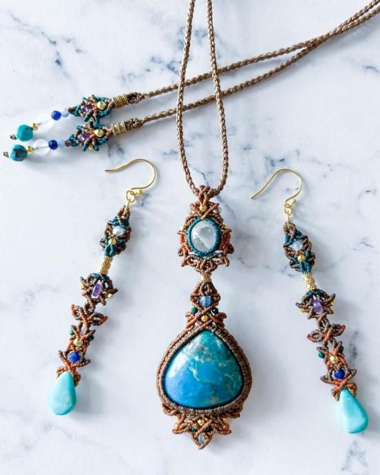 アリゾナターコイズ×ムーンストーンマクラメペンダント&ターコイズマクラメピアスセット