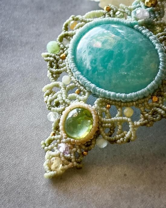 アマゾナイト×ペリドットマクラメペンダント&アマゾナイトマクラメピアスセット