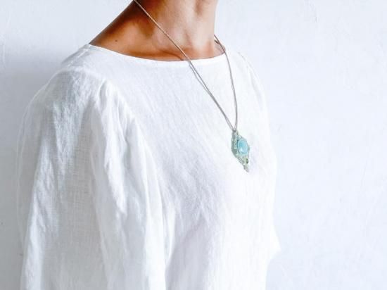 アマゾナイト×ペリドットマクラメペンダント&アマゾナイトマクラメピアスセット着画