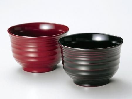 彩波 睦美椀 溜内黒・朱 1組 - 鷹休漆器店〈越中富山 伝統の魚津