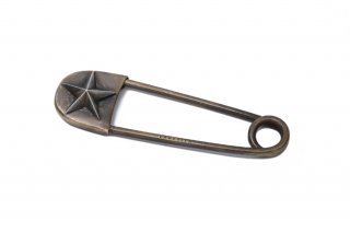 SAFETY PIN STAR 2A (M) silver x brass