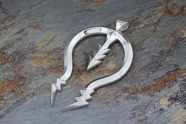 <img class='new_mark_img1' src='https://img.shop-pro.jp/img/new/icons1.gif' style='border:none;display:inline;margin:0px;padding:0px;width:auto;' />LIGHTNING Naja TOP