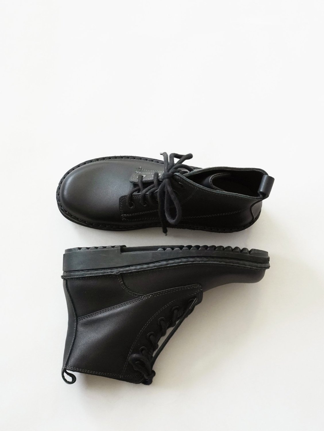 NAOT のブーツ　CLAUDIA 超美品　ブラック23.5
