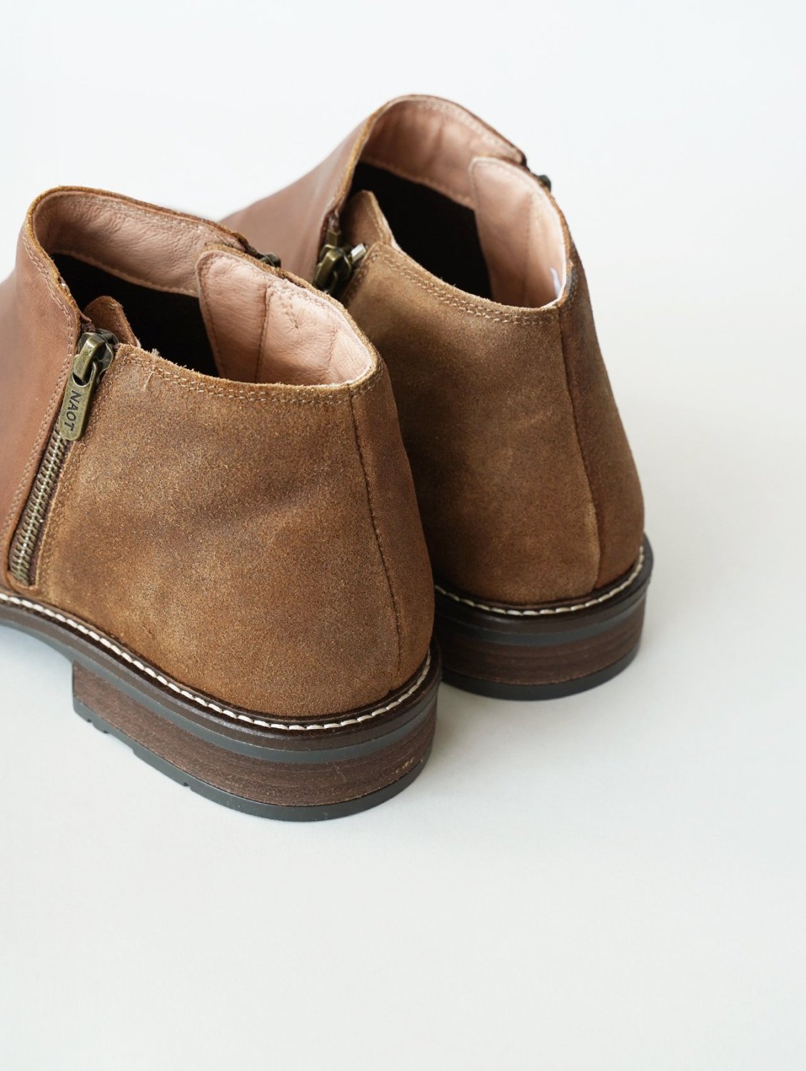 GENERAL / Saddle Brown - ラインナップ - NAOT ナオトジャパン