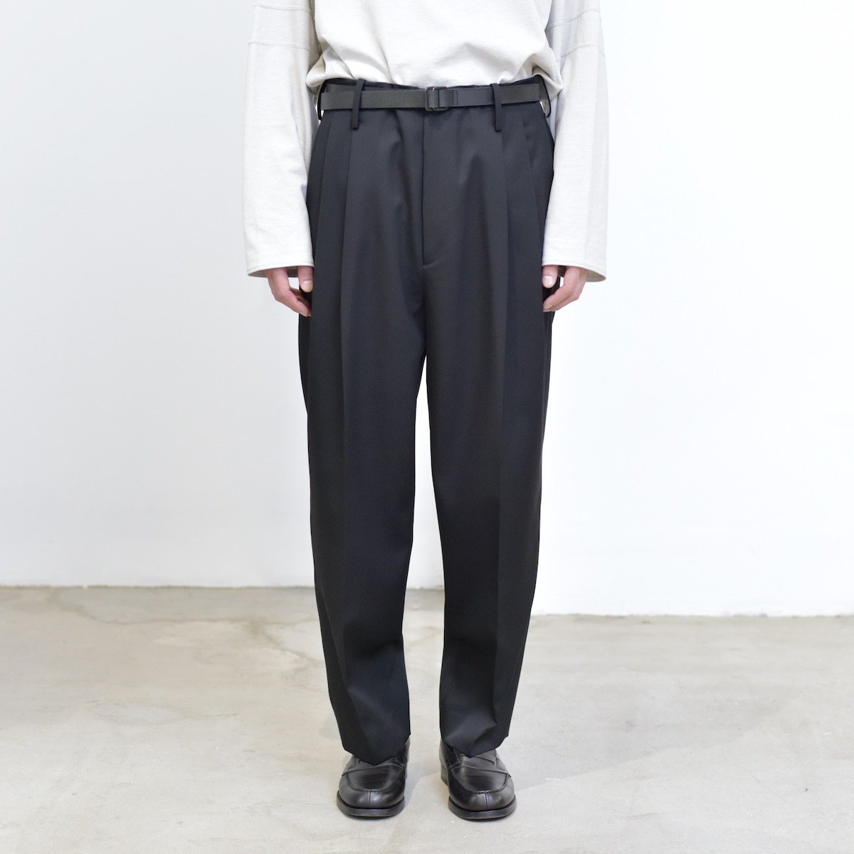 stein | Beltless Wide Trousers (Black) - FFC.