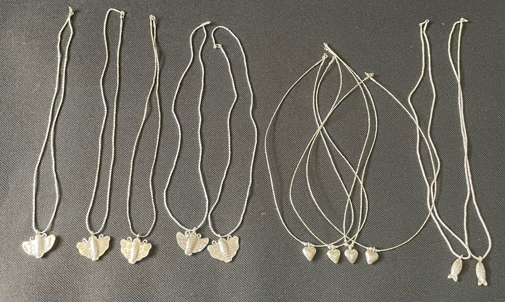 Thai Tribal Crafts カレン族の銀製品 ネックレス ちょうちょ フェアトレード商品通販 Fair Select  わかちあいプロジェクト フェアトレードショップ