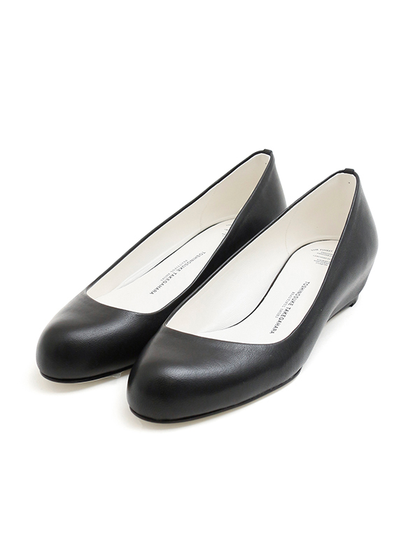 BEAUTIFUL SHOES/MIDDLEPOINTED MONOCHROMEhyke