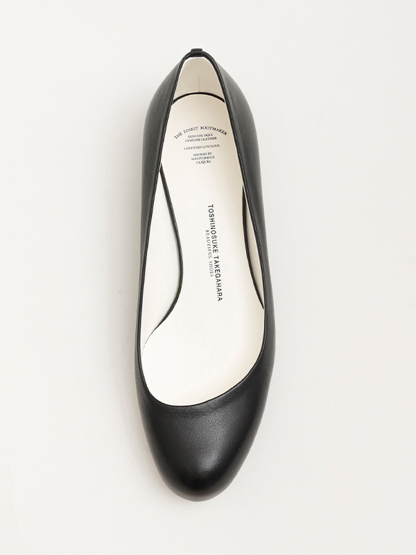 BEAUTIFUL SHOES/MIDDLEPOINTED MONOCHROMEhyke