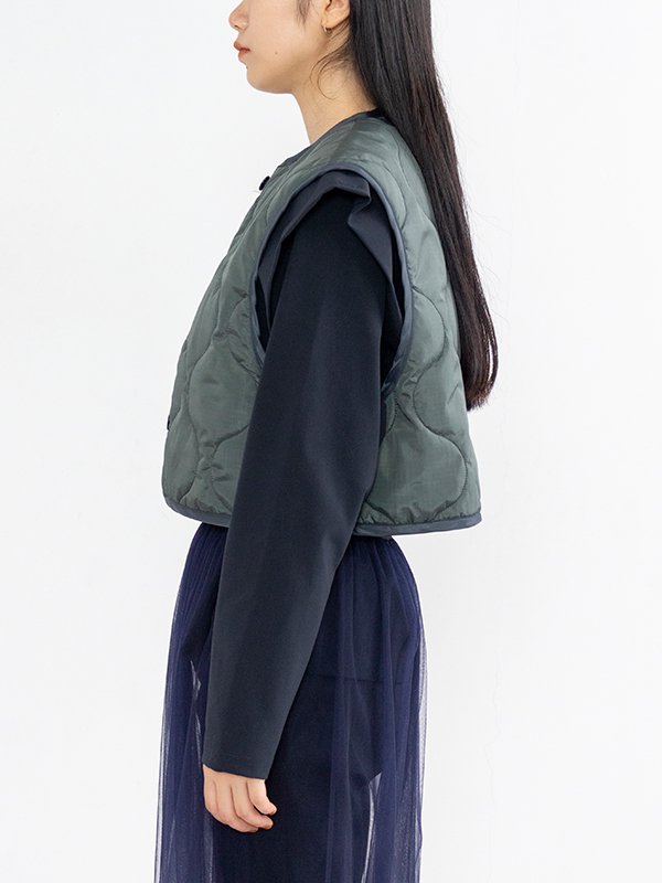 HYKE＞ ハイク QUILTED CROPPED VEST ベスト 大切な sandorobotics.com