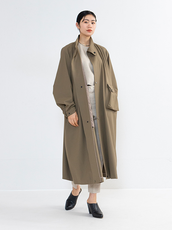 国内外の人気が集結 未使用 HYKE 23SS P R MILITARY COAT 4 ベージュ e