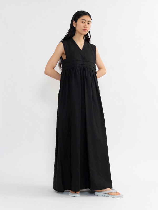 新品 •試着のみ【HYKE / ハイク】LINEN MAXI DRESS-