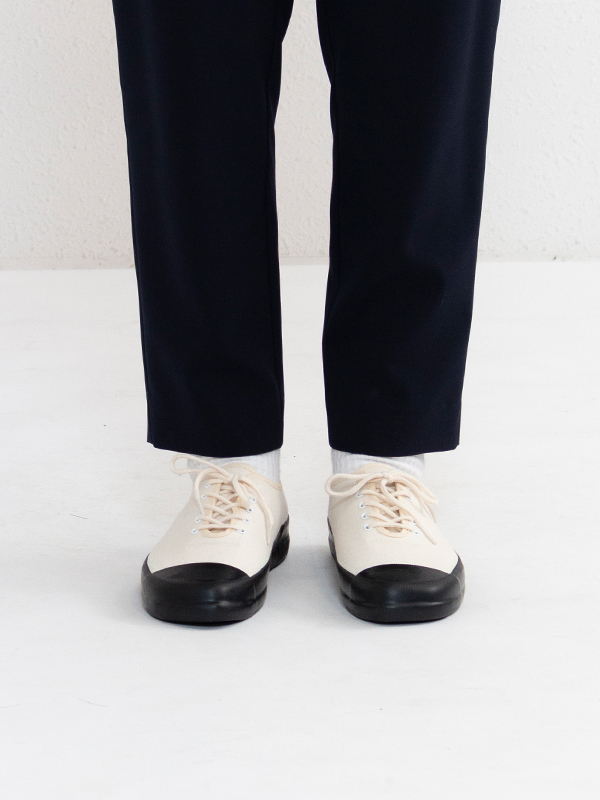 HOLECUT SNEAKERS-ホールカットスニーカー- Marbot（マルボー