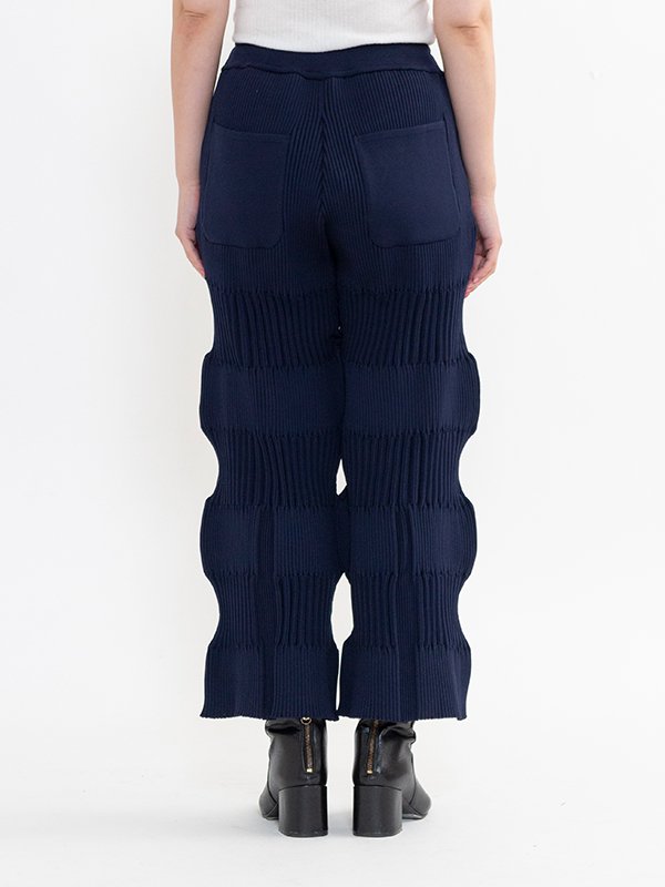 FLUTED STRAIGHT PANTS-フリューテッドストレートパンツ-CFCL