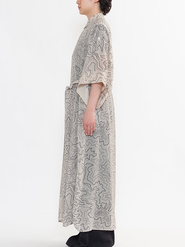 CONTOUR LINE BELL-SLEEVE DRESS-コンツアーラインベルスリーブドレス-HYKE（ハイク）通販| st company