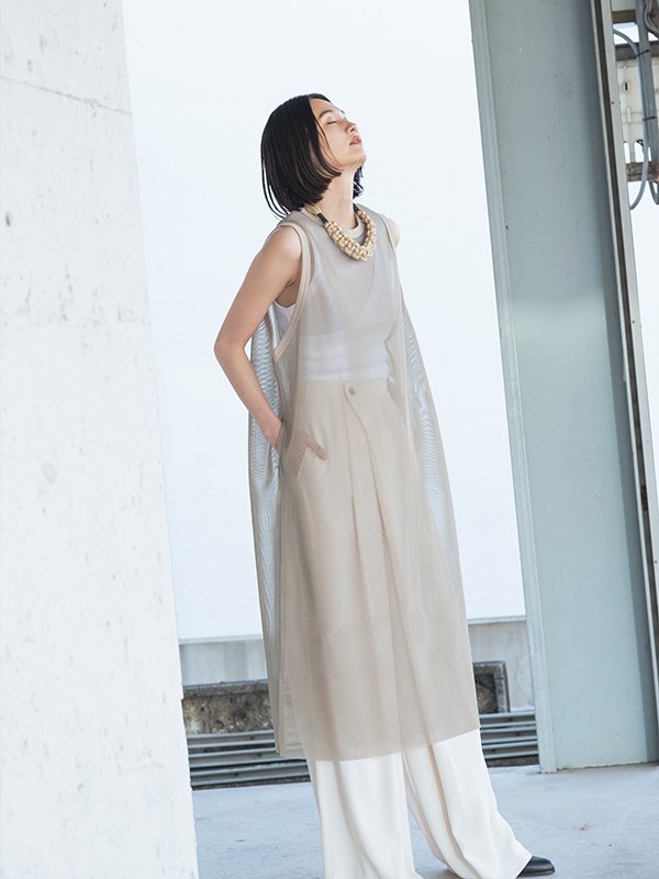 ＜限定アイテム＞MESH SLEEVELESS DRESS-BEIGE-メッシュスリーブレスドレス-HYKE（ハイク）通販| st company