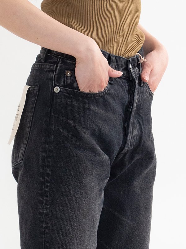 Straight layered denim-ストレートレイヤードデニム-INSCRIRE Straight layered denim-ストレートレイヤードデニム-INSCRIRE