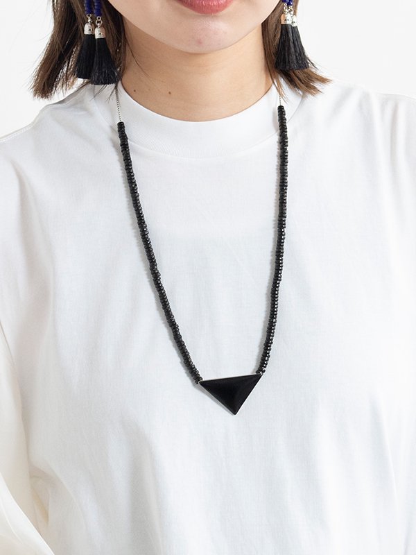 Triangle beads necklace-トライアングルビーズネックレス-TOGA TOO（トーガトゥー）通販| st company