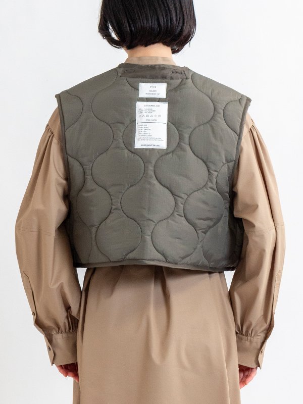 QUILTED CROPPED VEST-キルトクロップドベスト-HYKE（ハイク）通販| st company