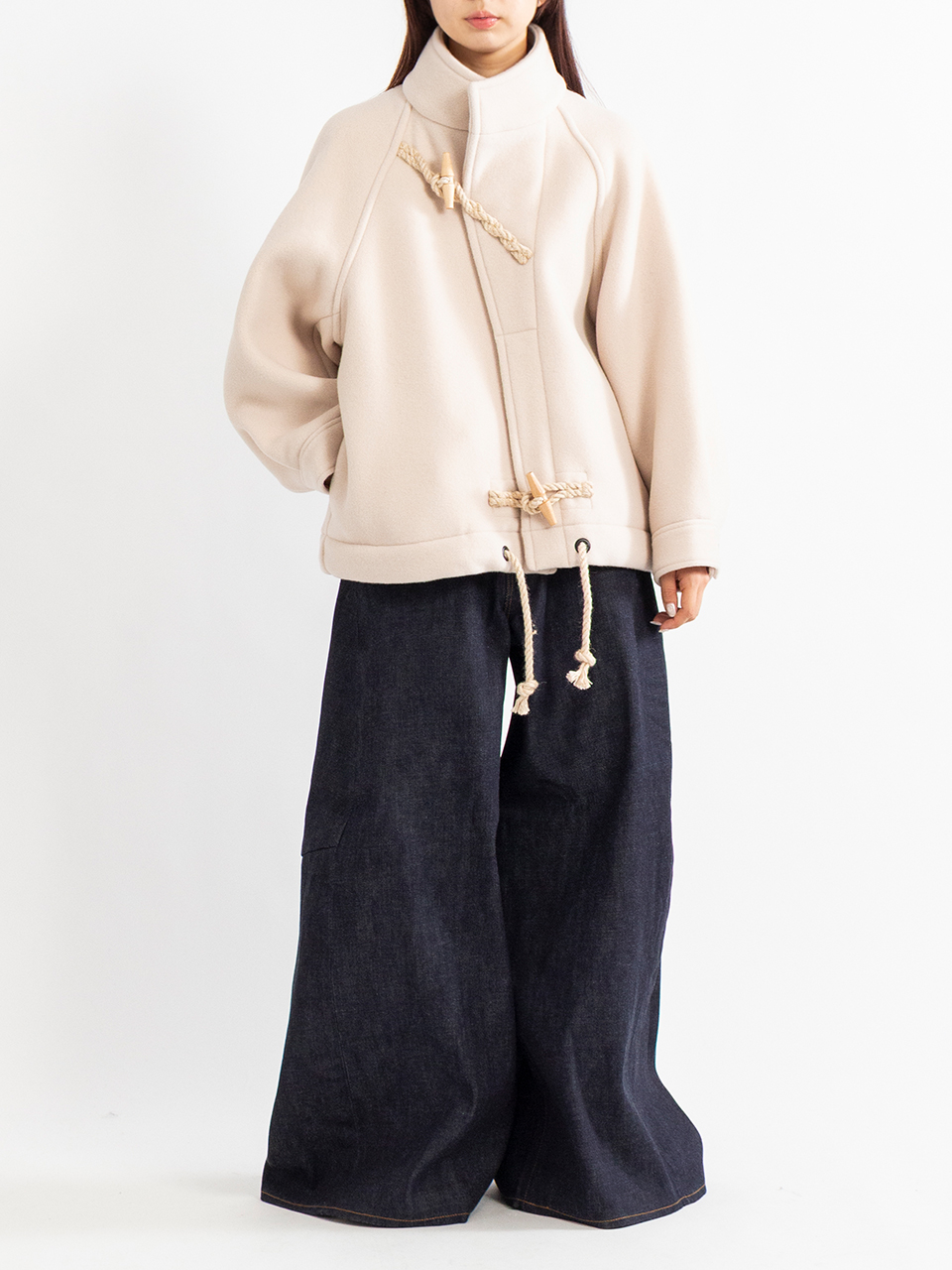 極美品 ハイク 22AW 伊勢丹新宿別注 ダブルフェイス ダッフルジャケット 青 2023年10月末頃入荷予定】HYKE(ハイク)のダッフルコートが特別な