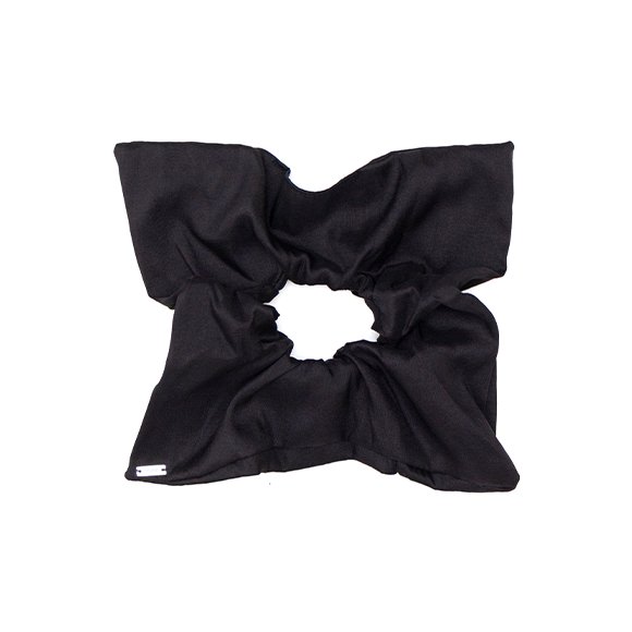 【開店記念セール！】 Silk Square Medium Scrunchie-シルクスクエアミディアム ヘアアクセサリー