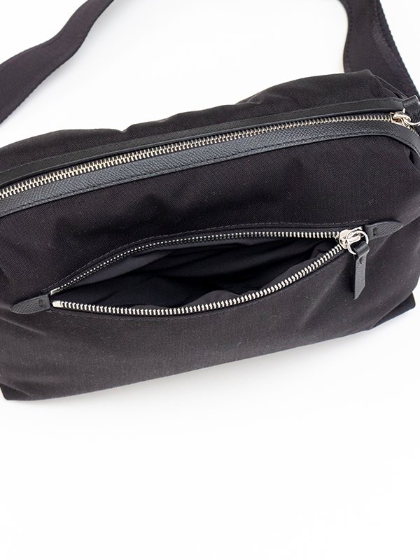 Glam Slam sports camera bag-グラムスラムスポーツカメラバッグ